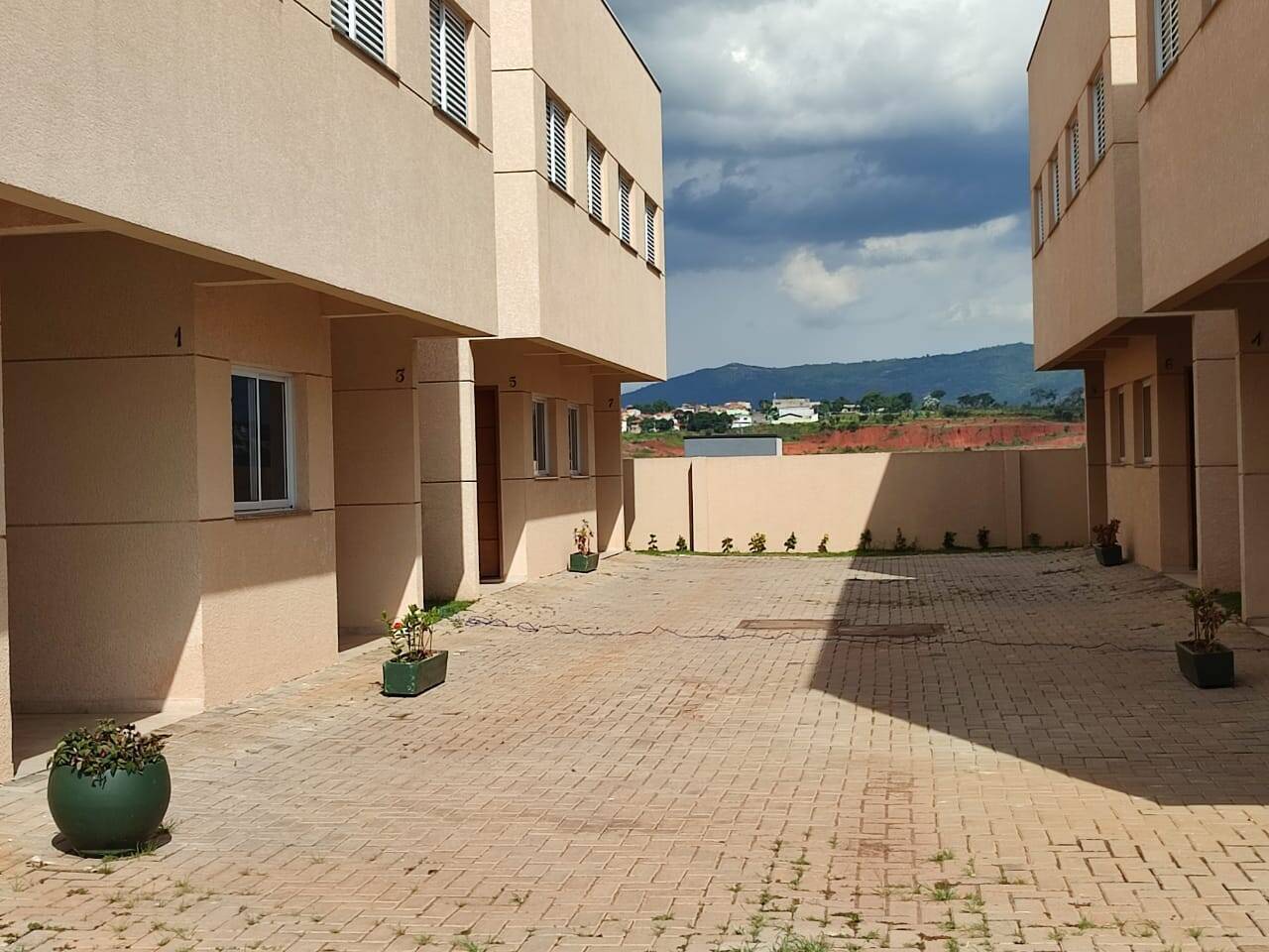 #CS329 - Casa em condomínio para Locação em Atibaia - SP