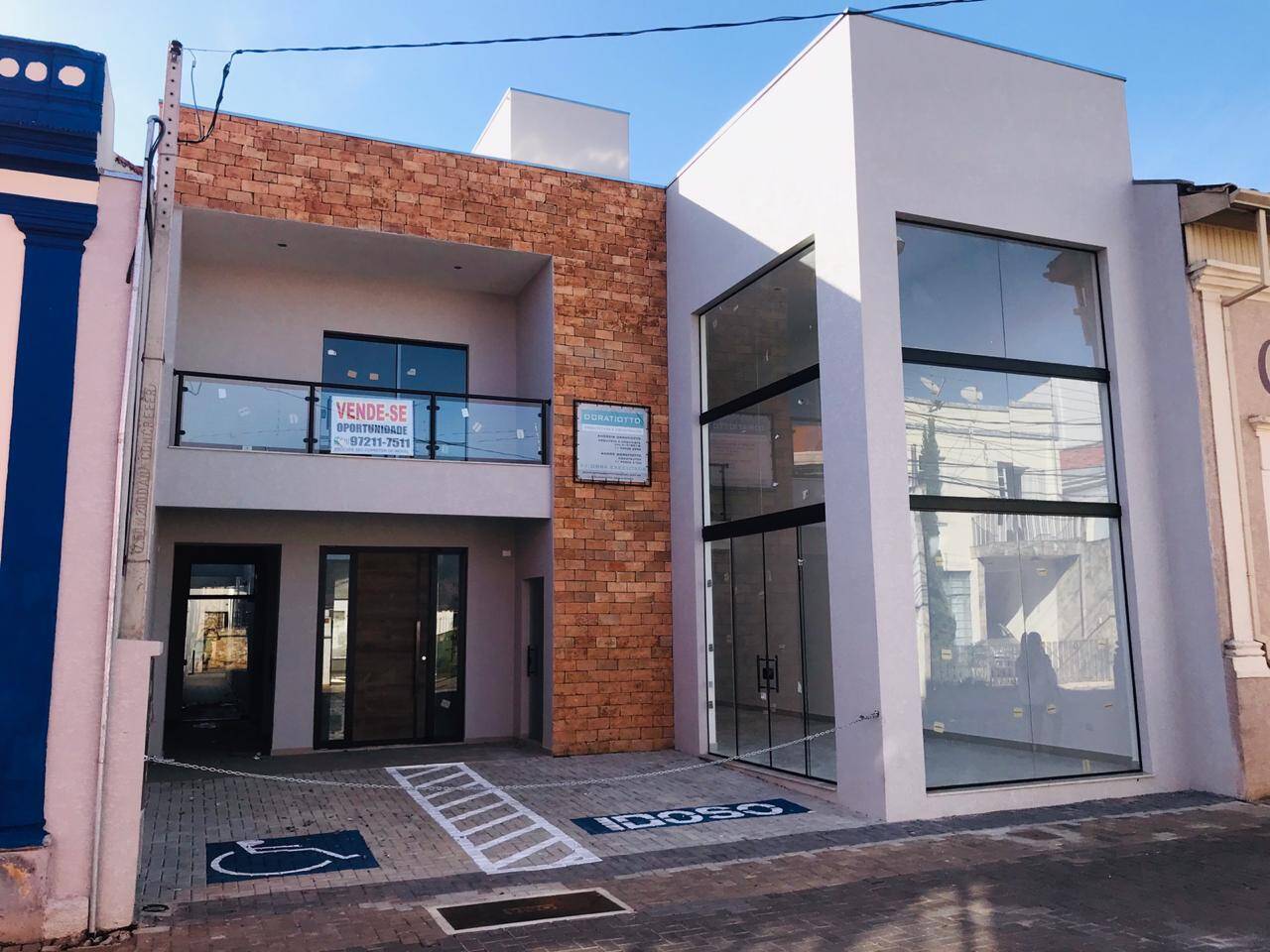 #PC606 - Prédio comercial para Venda em Atibaia - SP