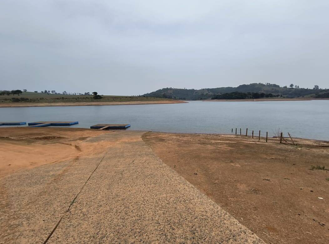 #TR1465 - Terreno em condomínio para Venda em Piracaia - SP