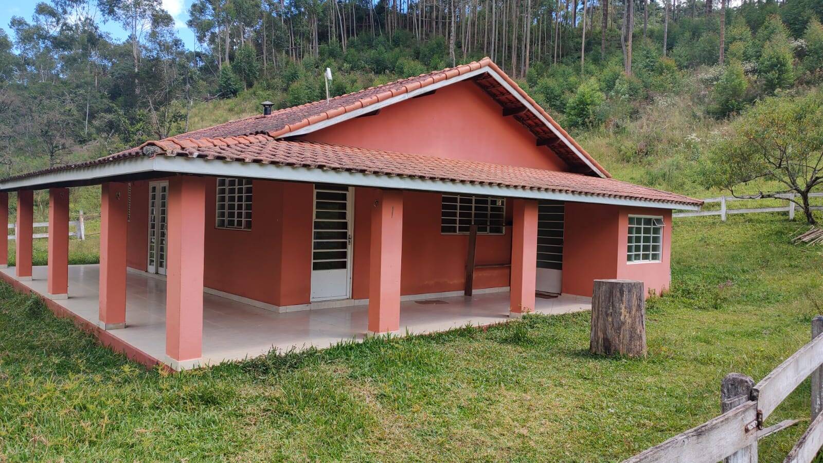 #ST1602 - Sítio para Venda em Sapucaí-Mirim - MG