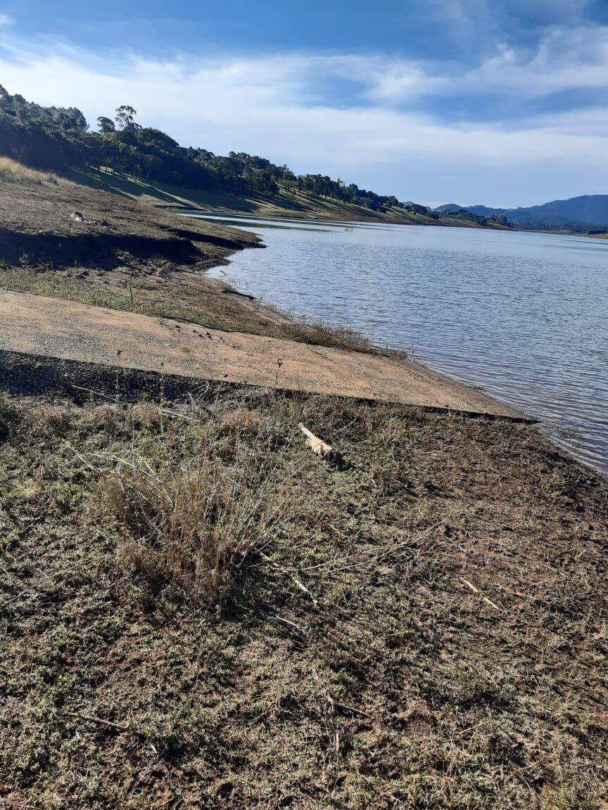 #Tr1905 - Área para Venda em Piracaia - SP