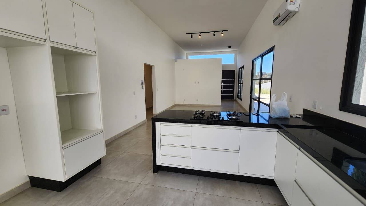 #CS1127 - Casa para Locação em Atibaia - SP