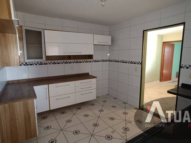 Casa para Venda em Atibaia - 3
