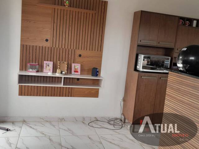 Casa para Venda em Atibaia - 2