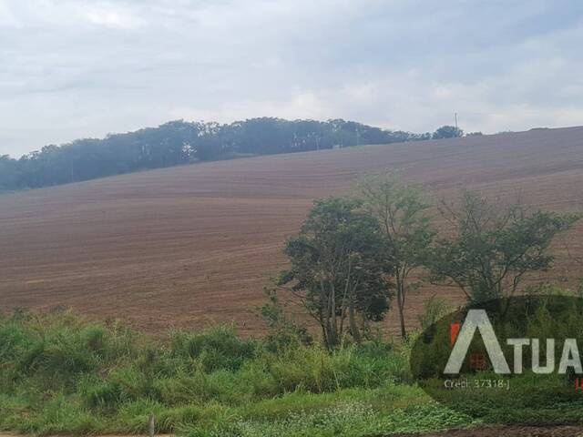 Terreno para Venda em Atibaia - 2