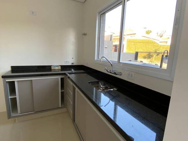 Casa para Venda em Atibaia - 4