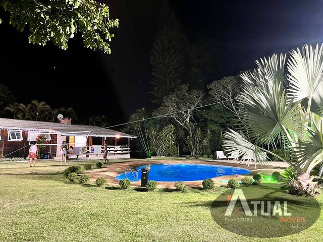 Casa para Venda em Atibaia - 2