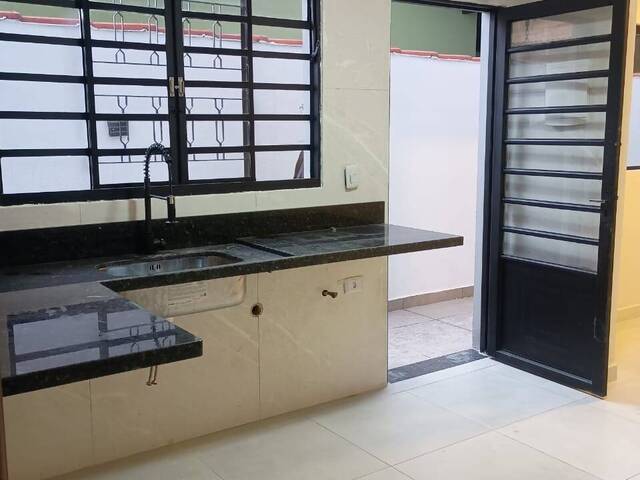 Casa para Venda em Atibaia - 4