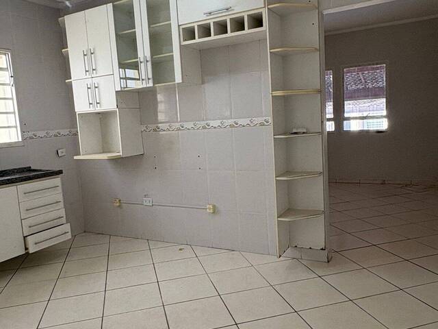 Casa para Locação em Atibaia - 4