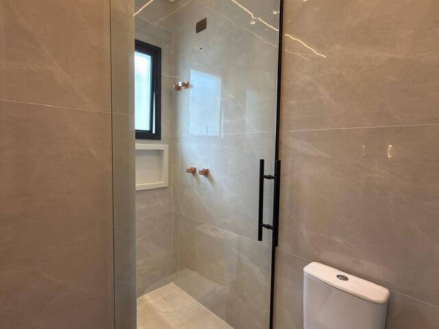 Casa para Venda em Atibaia - 4