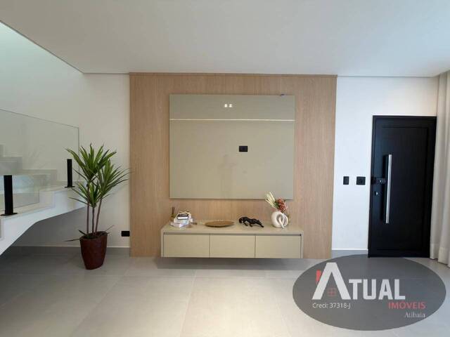 Casa para Venda em Atibaia - 4