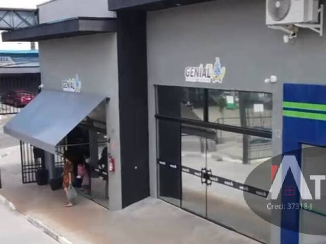 Salão Comercial para Locação em Atibaia - 3