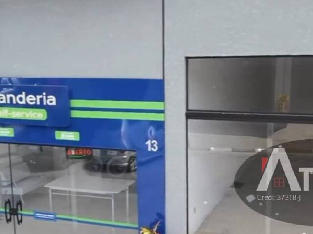 Salão Comercial para Locação em Atibaia - 5