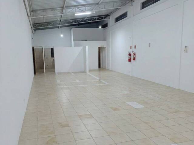Sala para Venda em Atibaia - 3