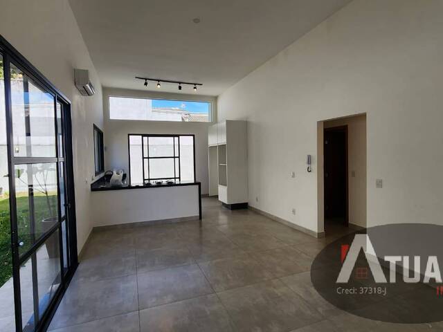 Casa para Locação em Atibaia - 3