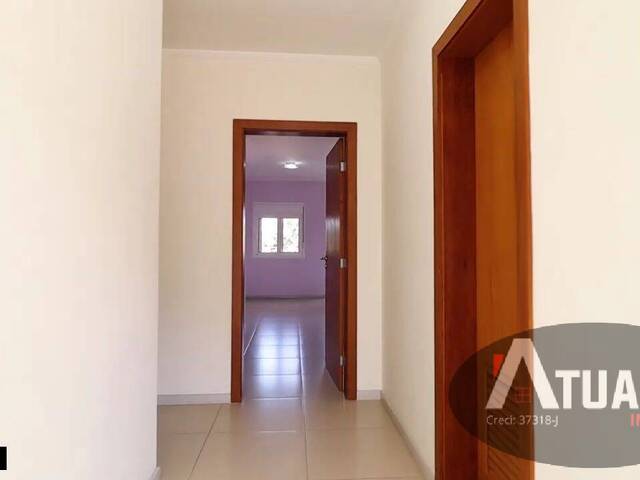 Casa para Venda em Atibaia - 4