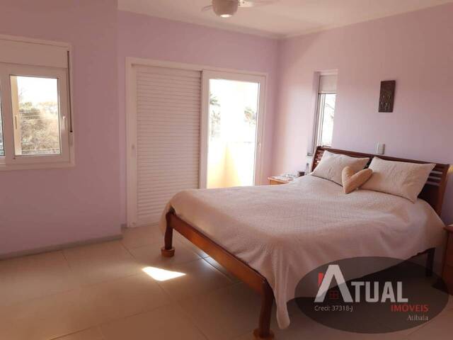 Casa para Venda em Atibaia - 3